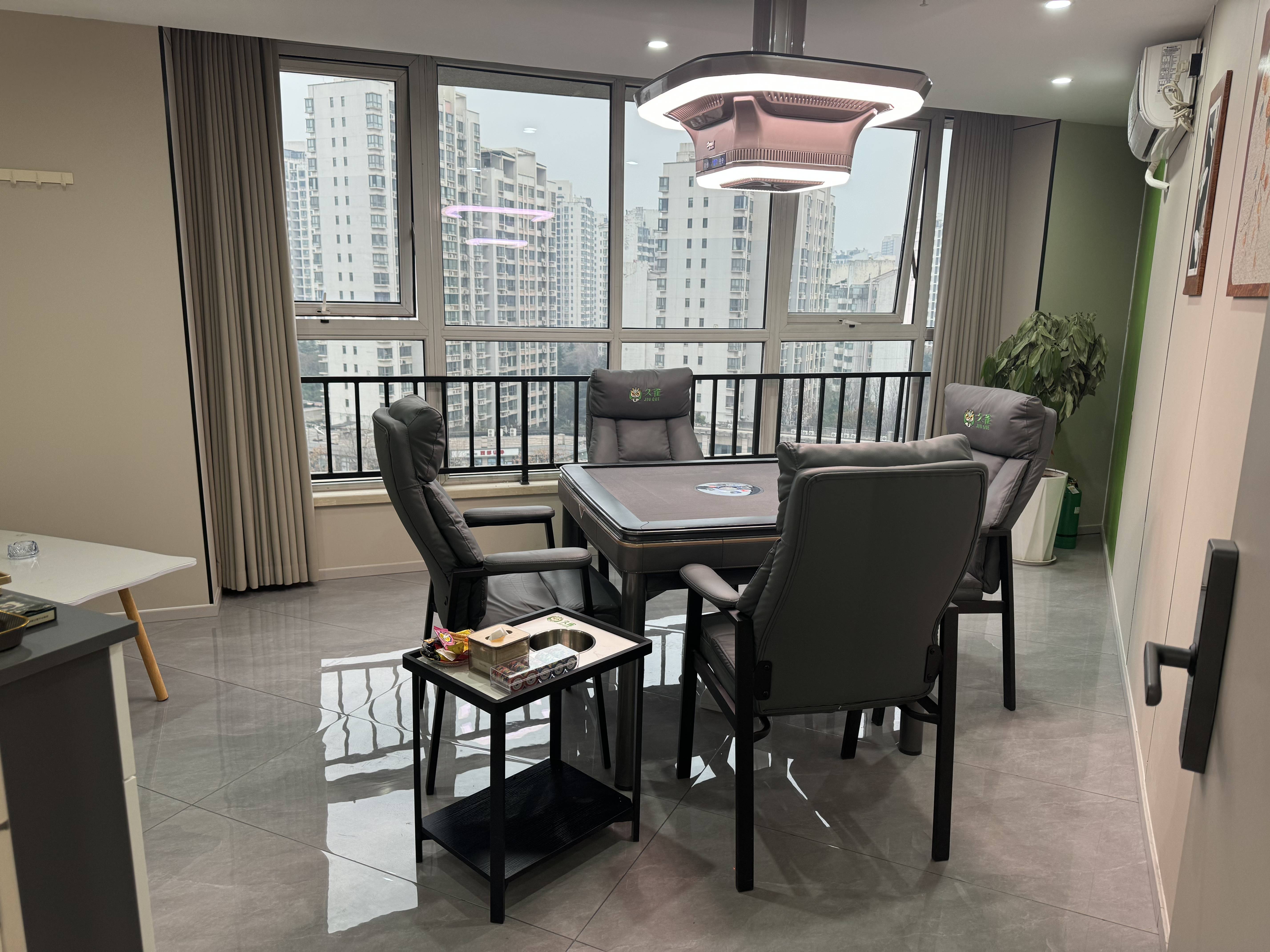 全景解析：科技赋能下的智慧娱乐新蓝海电子pg2026年自助棋牌室加盟品牌(图2)